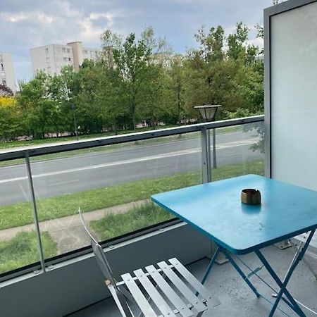 Grand Appartement Entier Situe A Aulnay-Sous-Bois Exteriör bild